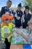 В Салаире полицейские совместно с представителем Общественного совета приняли участие в торжественном открытии детской автоплощадки