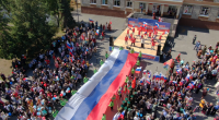 В Гурьевске прошёл митинг «ZаМирБезНацизма. ZаРоссию. ZаПрезидента»